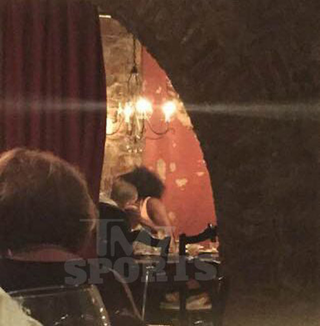 Illustration for article titled Drake And Serena Williams Enjoy Themselves And Each Other At Fancy Cincinnati Restaurant